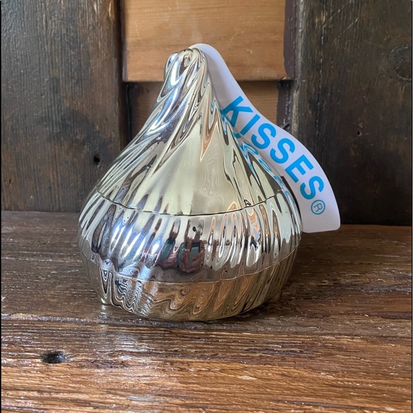 Hershey’s Kisses Candy Dish - Picture 1 of 3